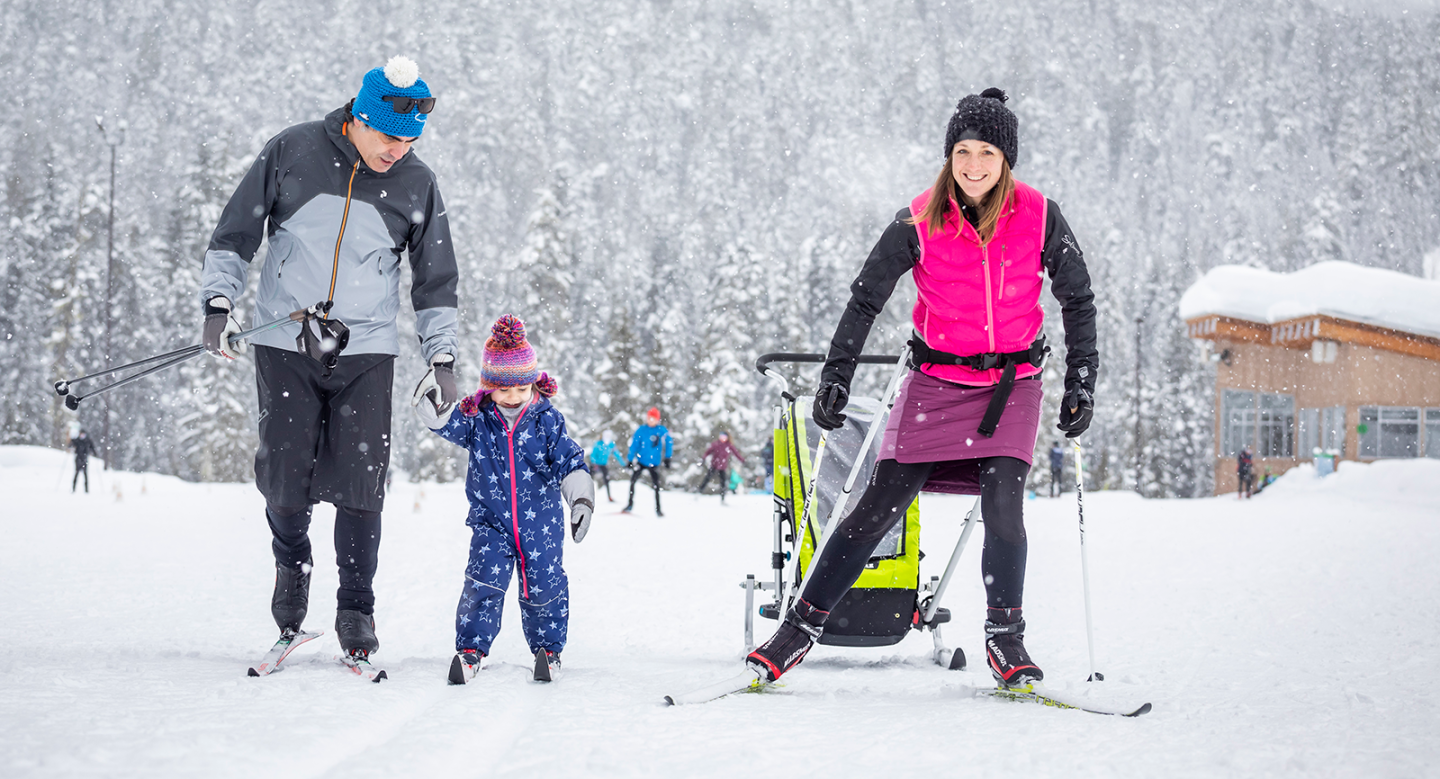 How to Dress for Nordic Skiing 